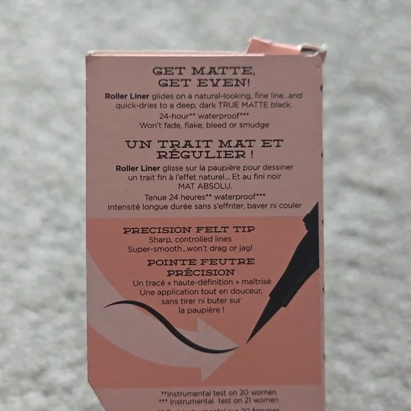 Roller Liner Benefit Black Eyeliner True Matte Liquid Eyeliner Mini .05ml - Picture 4 of 5